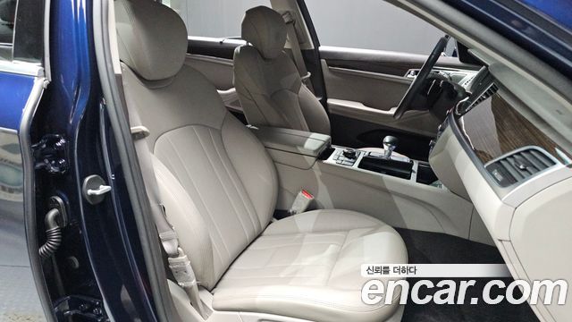 Genesis G80 2019 — photo 16