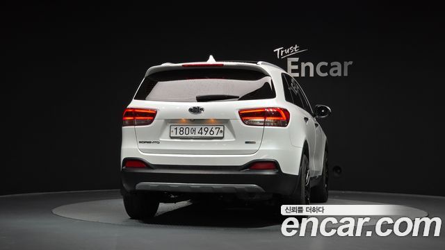 Kia Sorento 2016 — photo 4