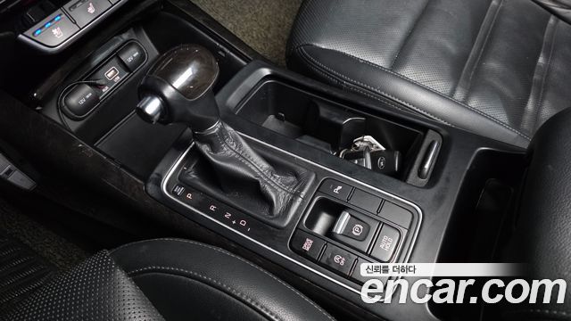 Kia Sorento 2016 — photo 12