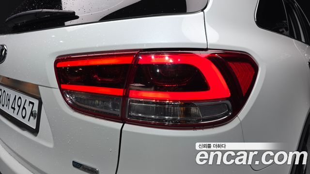 Kia Sorento 2016 — photo 9
