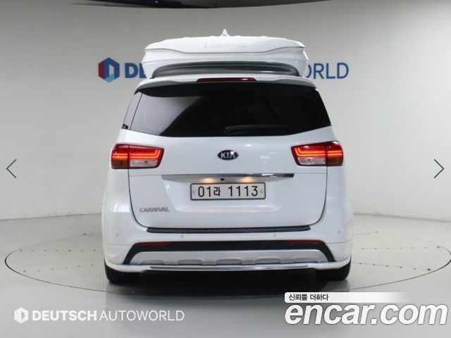 Kia Canival 2018 — photo 3