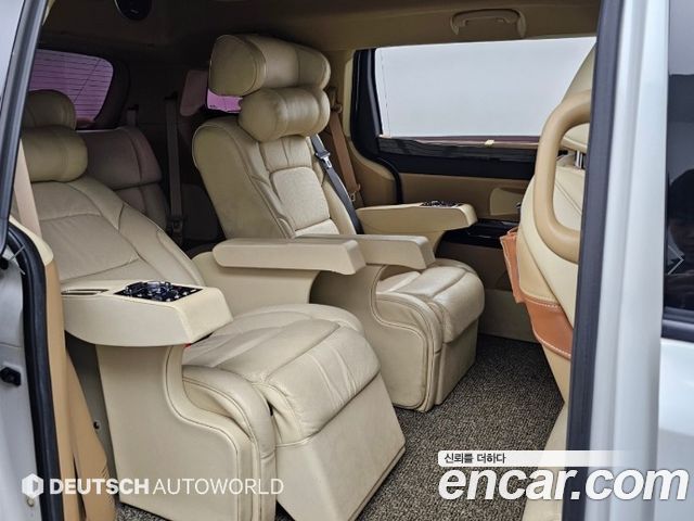 Kia Canival 2018 — photo 12