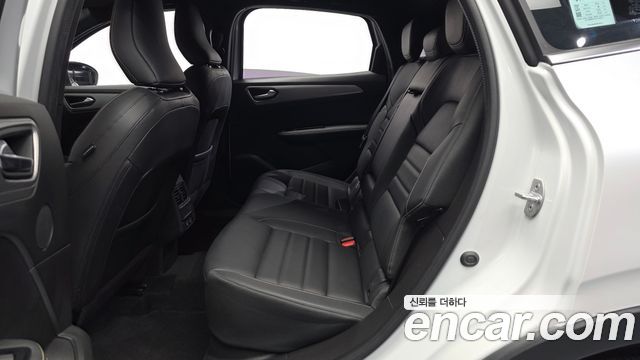 Renault Korea Arkana 2025 — photo 16