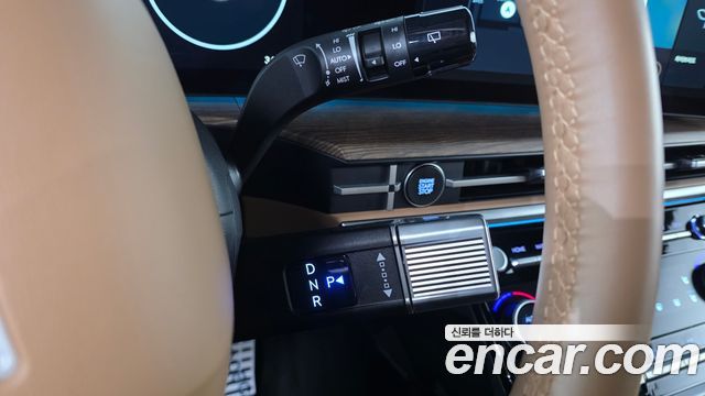 Hyundai Santafe 2025 — photo 12