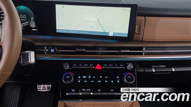 Hyundai Santafe 2025 — photo 19