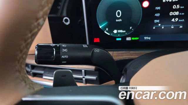 Hyundai Santafe 2025 — photo 26