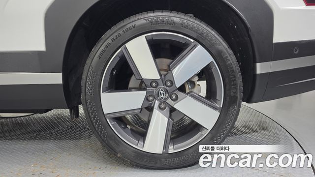 Hyundai Santafe 2025 — photo 7