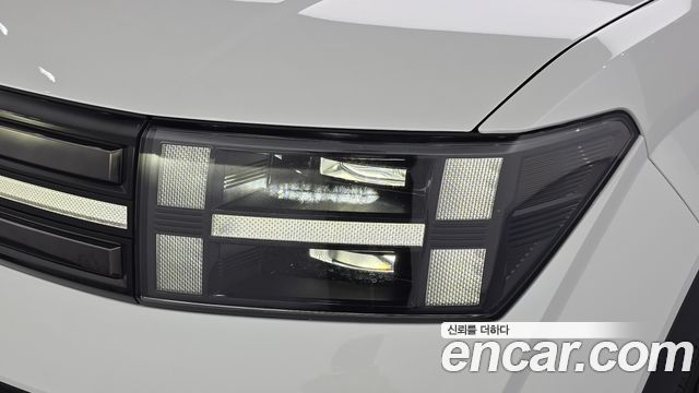 Hyundai Santafe 2025 — photo 8