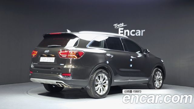 Kia Sorento 2018 — photo 2