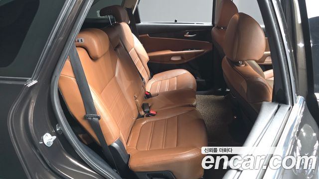 Kia Sorento 2018 — photo 12