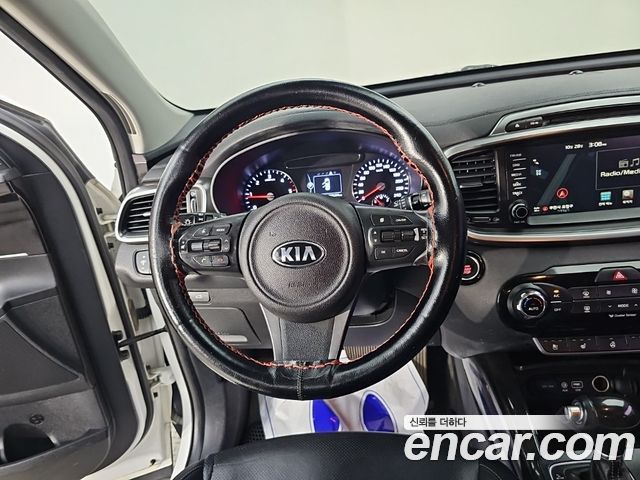 Kia Sorento 2016 — photo 9