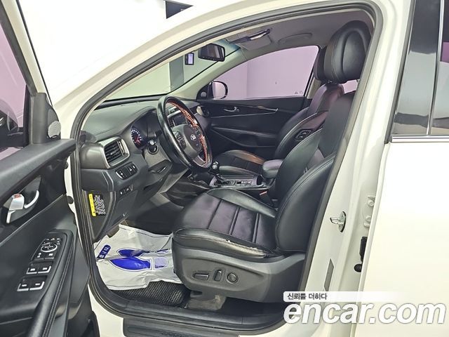 Kia Sorento 2016 — photo 11