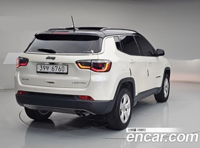 Jeep Compass 2019 — photo 2