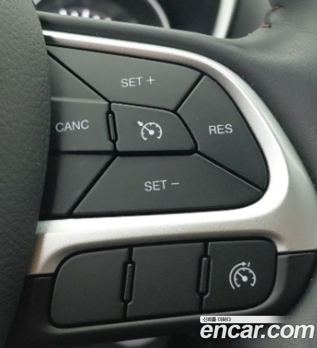 Jeep Compass 2019 — photo 14