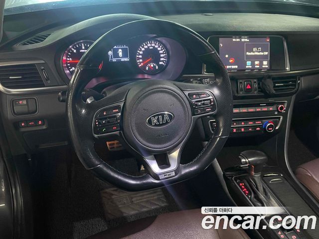 Kia K5 2016 — photo 8