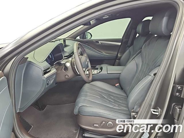 Genesis G80 2022 — photo 11