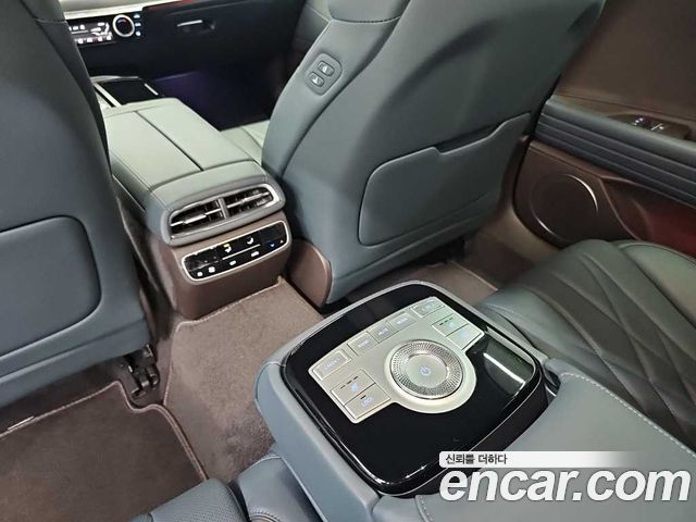 Genesis G80 2022 — photo 13