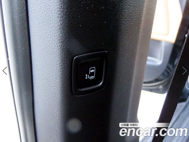Kia Canival 2023 — photo 15