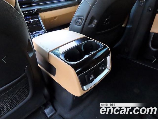 Kia Canival 2023 — photo 16