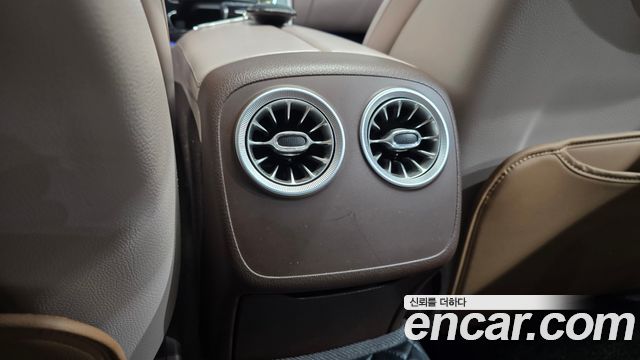 Mercedes-Benz CLS-Class 2019 — photo 29
