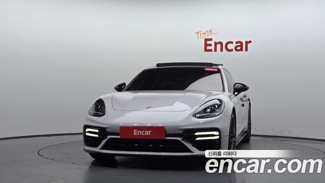 Porsche Panamera 2018 — photo 3