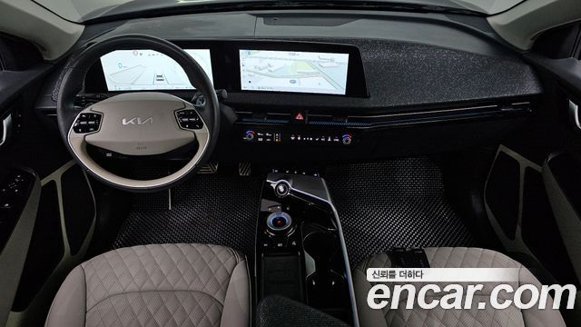 Kia EV6 2023 — photo 10