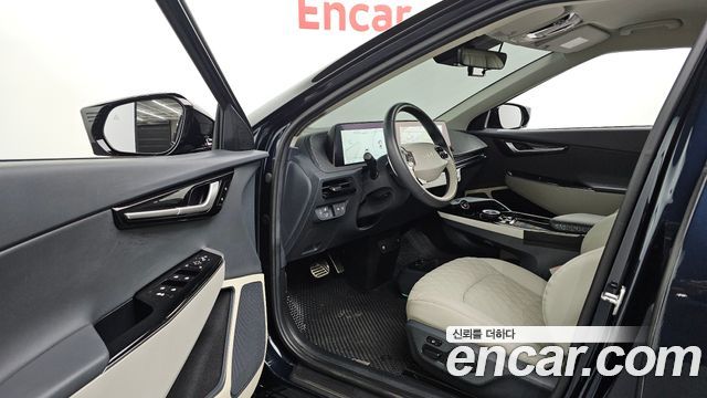 Kia EV6 2023 — photo 13