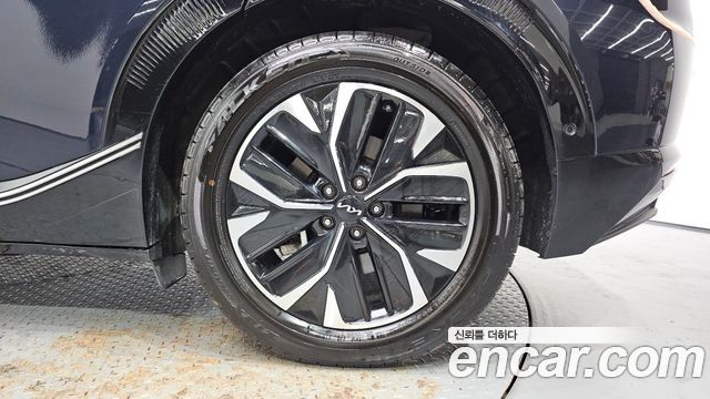 Kia EV6 2023 — photo 7