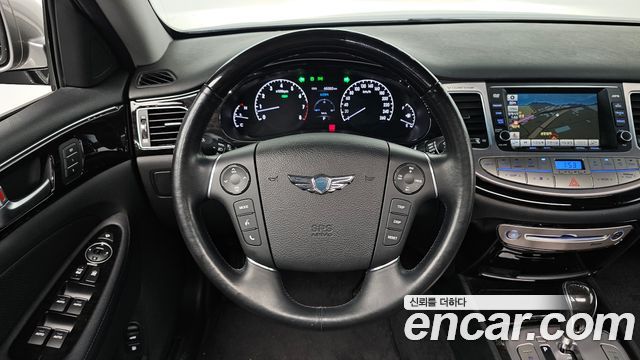 Hyundai Genesis 2012 — photo 18