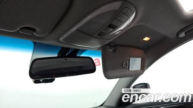 Hyundai Genesis 2012 — photo 28
