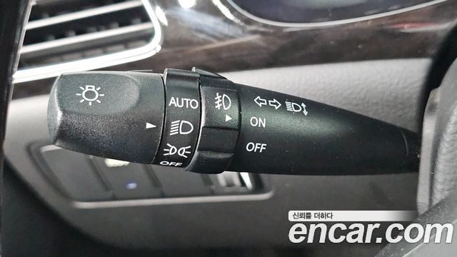Hyundai Genesis 2012 — photo 29