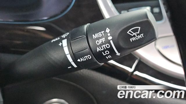 Hyundai Genesis 2012 — photo 30