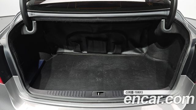 Hyundai Genesis 2012 — photo 31