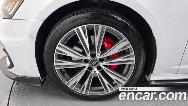 Audi A6 2021 — photo 5