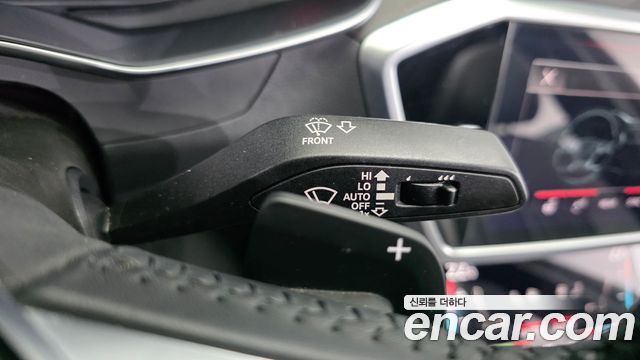 Audi A6 2021 — photo 32