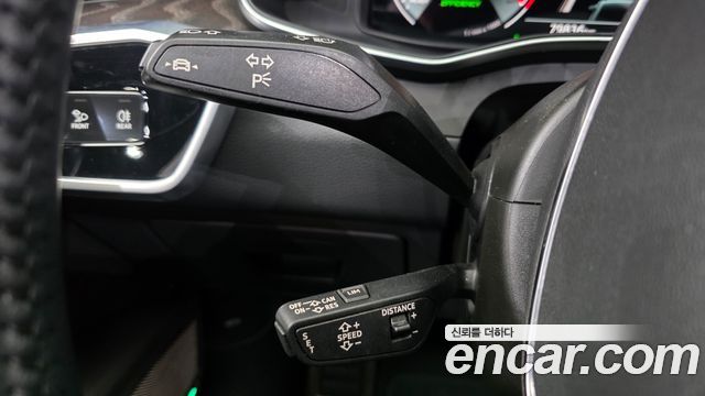 Audi A6 2021 — photo 33