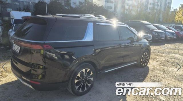 Kia Canival 2021 — photo 5