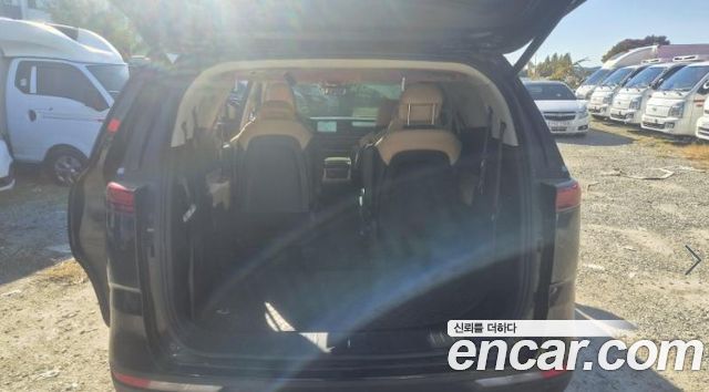Kia Canival 2021 — photo 9