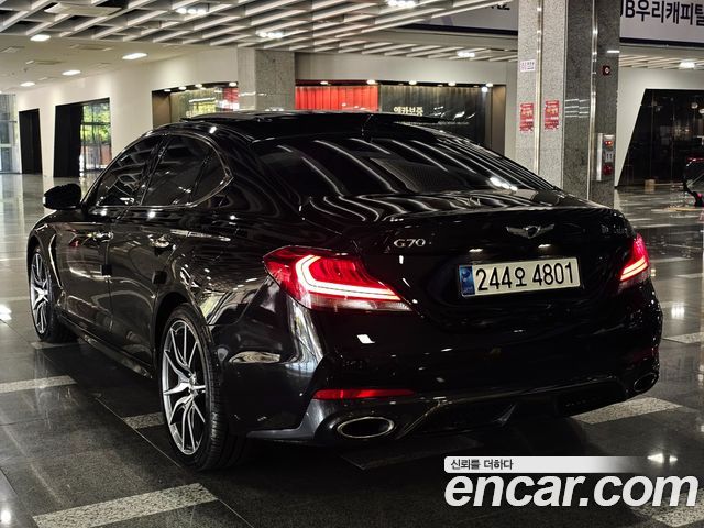 Genesis G70 2018 — photo 4