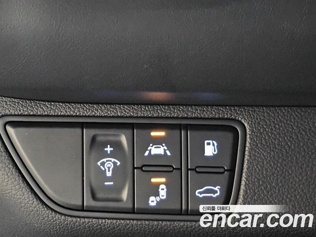 Genesis G70 2018 — photo 15