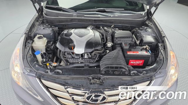Hyundai Sonata 2012 — photo 6