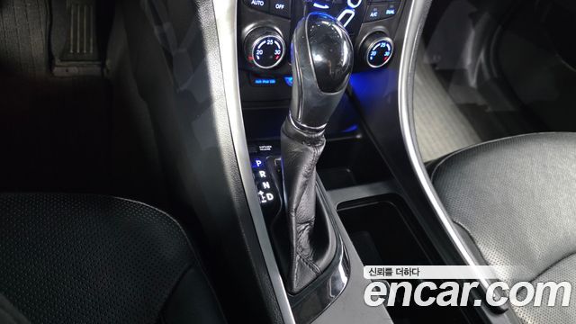Hyundai Sonata 2012 — photo 12