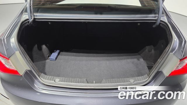 Hyundai Sonata 2012 — photo 26