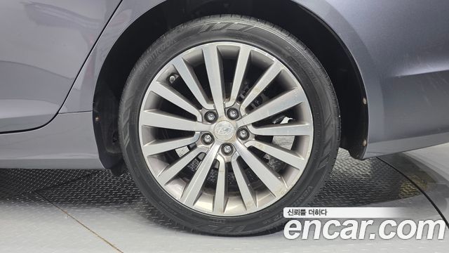 Hyundai Sonata 2012 — photo 7