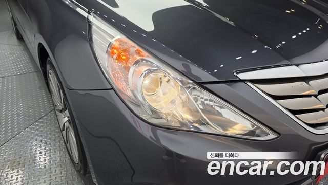 Hyundai Sonata 2012 — photo 8