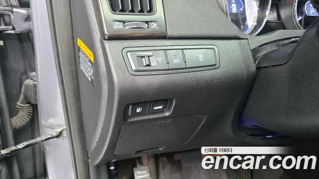 Hyundai Sonata 2012 — photo 27
