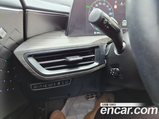 Kia K8 2023 — photo 14