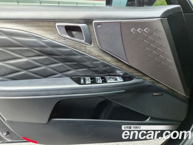Kia K8 2023 — photo 15
