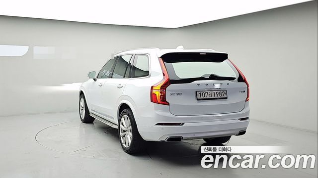 Volvo XC90 2019 — photo 4
