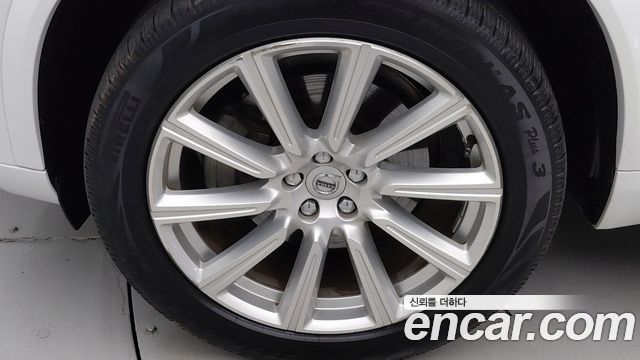 Volvo XC90 2019 — photo 5